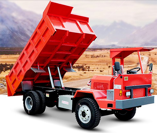 礦用運(yùn)輸車駕駛車的注意事項(xiàng)