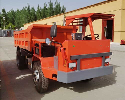 8噸四驅(qū)四不像運(yùn)輸車(chē)