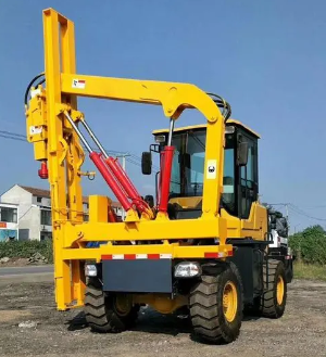 高速公路護(hù)欄打樁機(jī)工作方式及特點(diǎn)