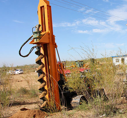 為什么電線(xiàn)桿打樁機(jī)耗油量大？