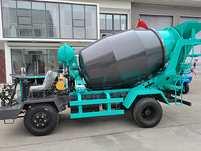 如何清洗混凝土攪拌車？