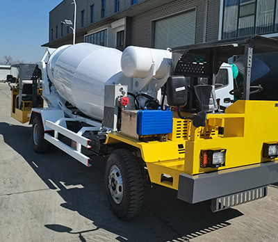 混凝土攪拌罐車使用與維護(hù)